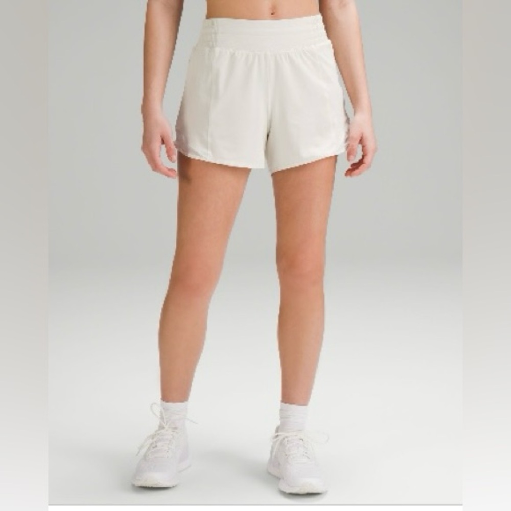Lululemon HottyHot Shorts 4″ – Bone Color, Size 12 – Rare & Stylish